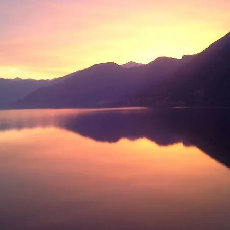 Beautiful Lake View Daire